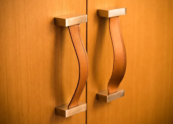 Five Seas By Inwood Hotels